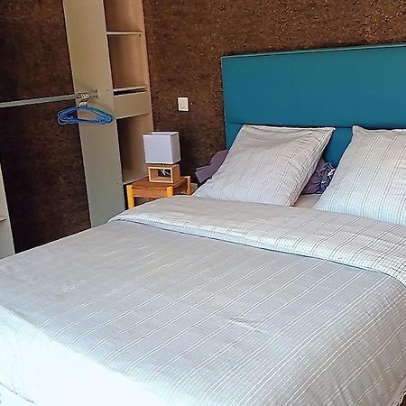 Agreable Chambre Dans Le Maquis โบนิฟาซิโอ ภายนอก รูปภาพ